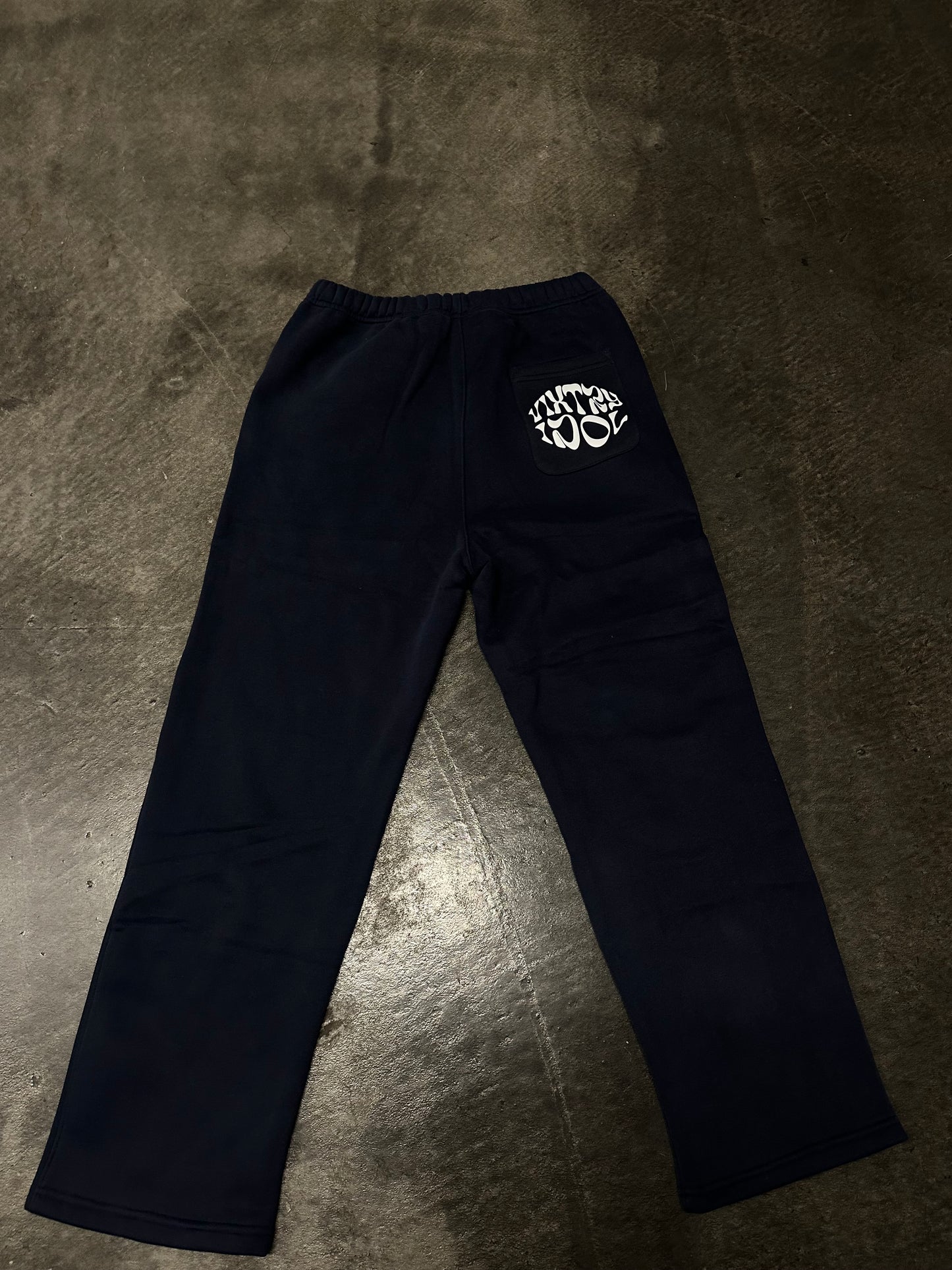 MIDNIGHT NAVY SWEATS