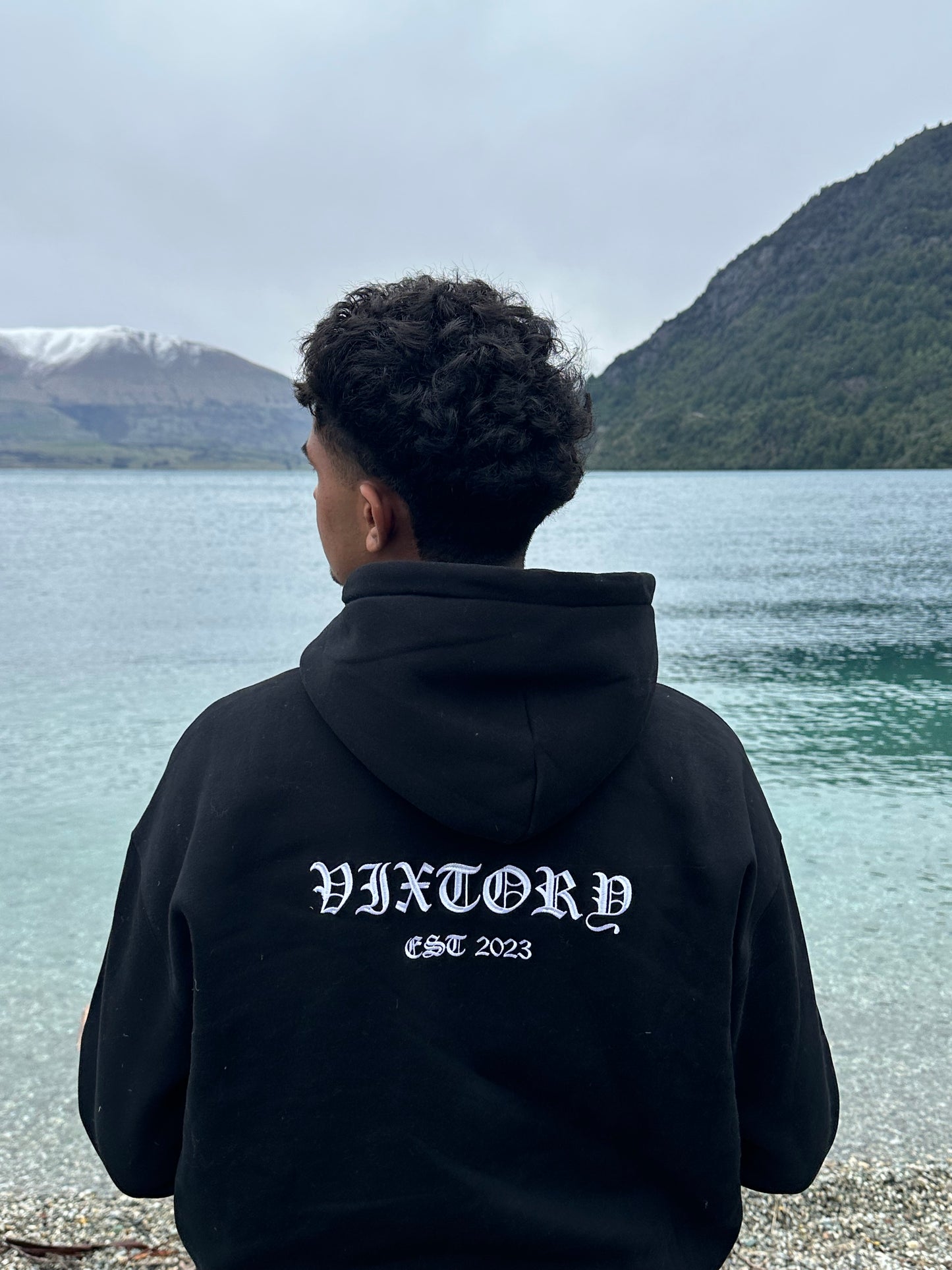 ONYX BLACK STITCHED HOODIE