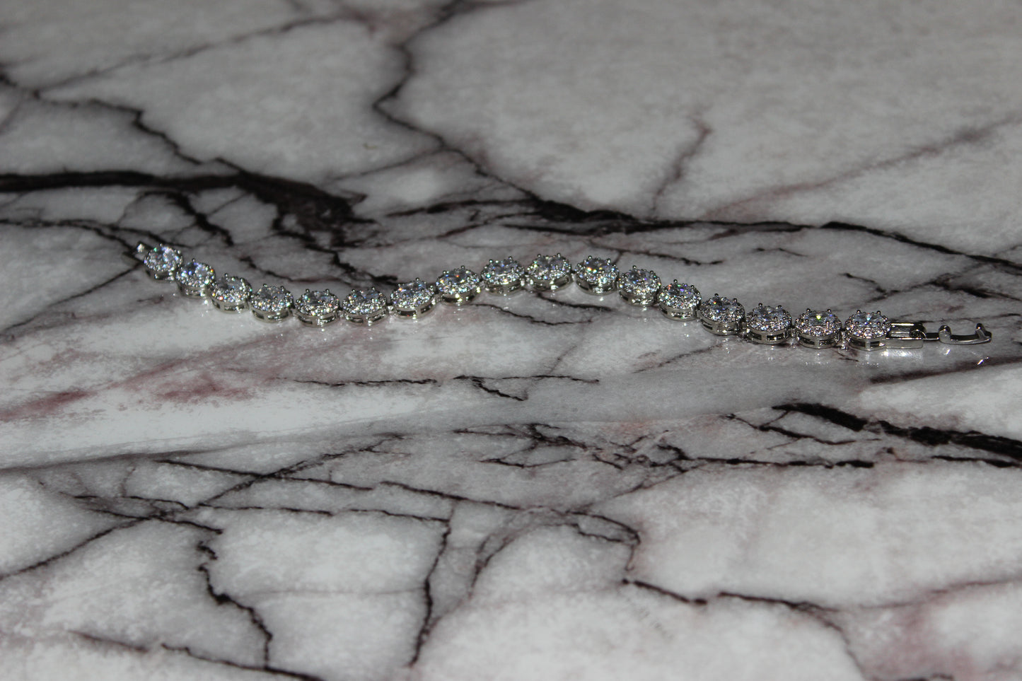 GLACIER LINK BRACELET WHITE